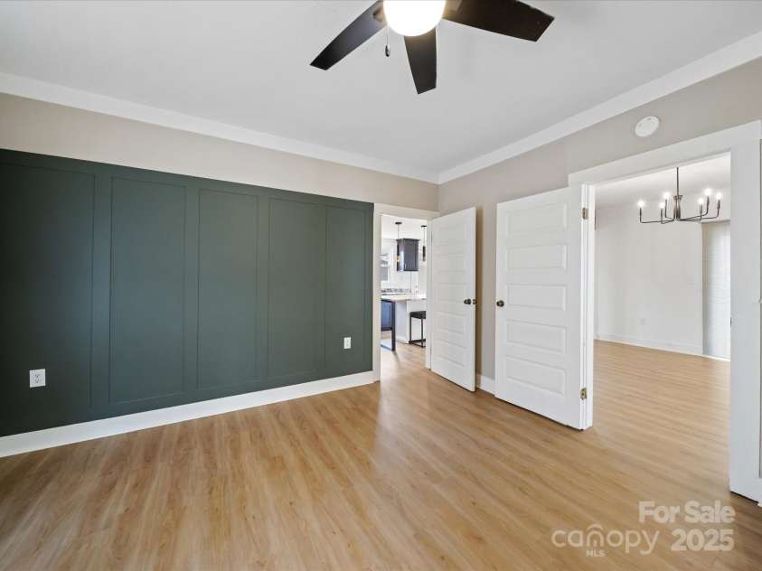 719 Washington Street, Cramerton, NC 28032.  MLS# CAR4227781, YatesRealty ID 3019. 