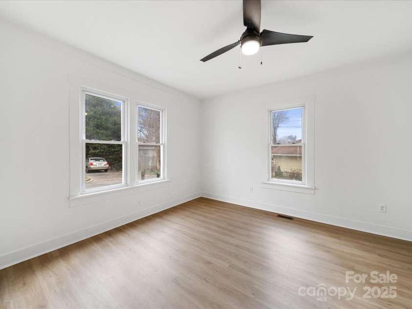 719 Washington Street, Cramerton, NC 28032.  MLS# CAR4227781, YatesRealty ID 3019. 