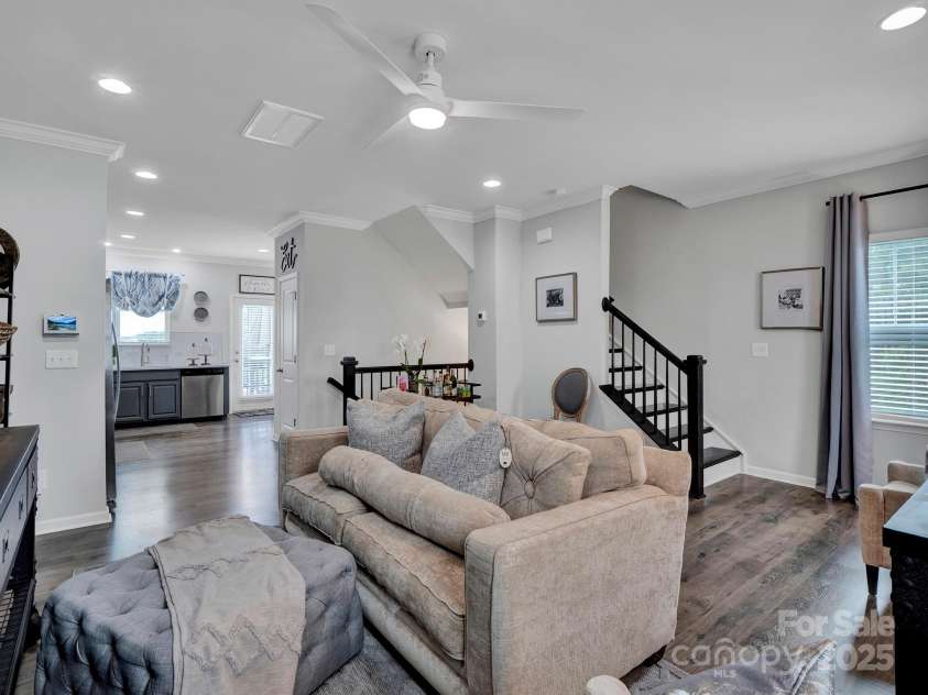 12006 Chesapeake Mallard Drive, Charlotte, NC 28262.  MLS# CAR4277919, YatesRealty ID 30190. 