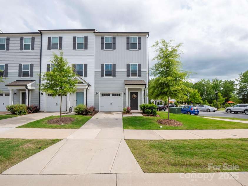 12006 Chesapeake Mallard Drive, Charlotte, NC 28262.  MLS# CAR4277919, YatesRealty ID 30190. 