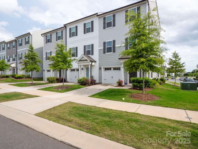12006 Chesapeake Mallard Drive, Charlotte, NC 28262.  MLS# CAR4277919, YatesRealty ID 30190. 