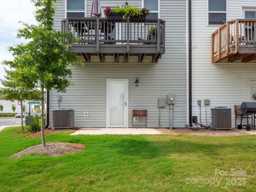 12006 Chesapeake Mallard Drive, Charlotte, NC 28262.  MLS# CAR4277919, YatesRealty ID 30190. 