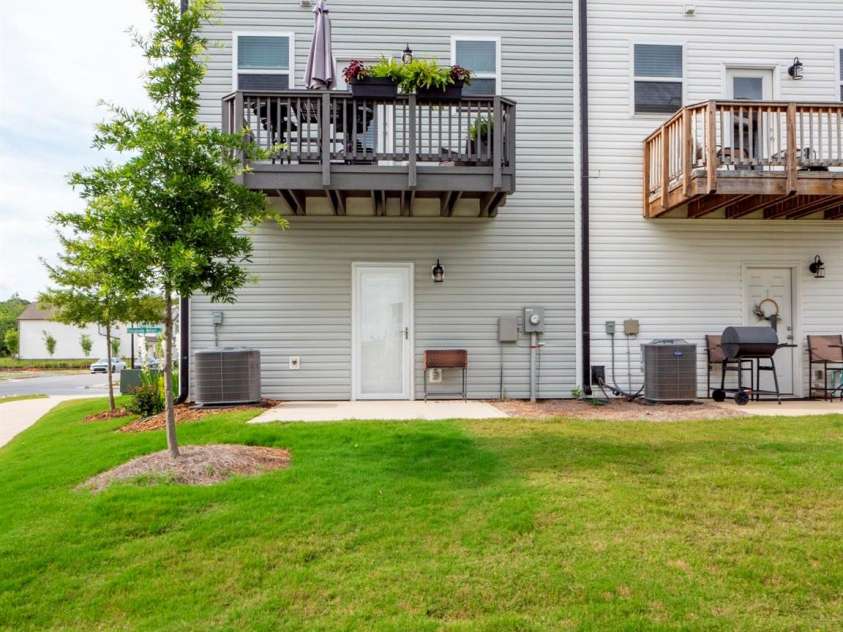 12006 Chesapeake Mallard Drive, Charlotte, NC 28262.  MLS# CAR4277919, YatesRealty ID 30190. 