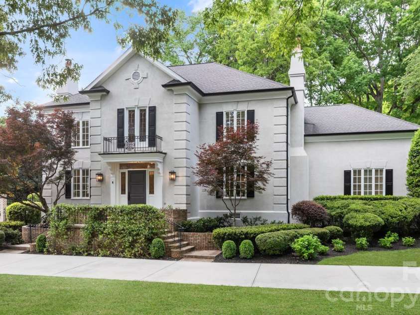8124 Greencastle Drive, Charlotte, NC 28210.  MLS# CAR4364842, YatesRealty ID 30191. Daytime view of front exterior.