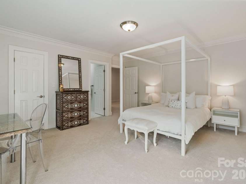 8124 Greencastle Drive, Charlotte, NC 28210.  MLS# CAR4364842, YatesRealty ID 30191. Upper level guest bedroom 1.
