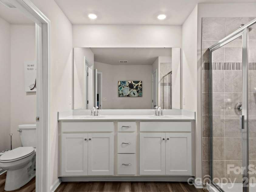 14136 Castle Nook Drive, Charlotte, NC 28273.  MLS# CAR4376440, YatesRealty ID 30193. 