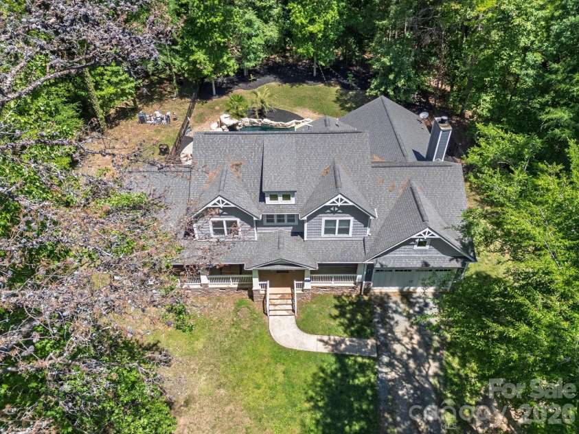 10200 Kerns Road, Huntersville, NC 28078.  MLS# CAR4382040, YatesRealty ID 30195. 