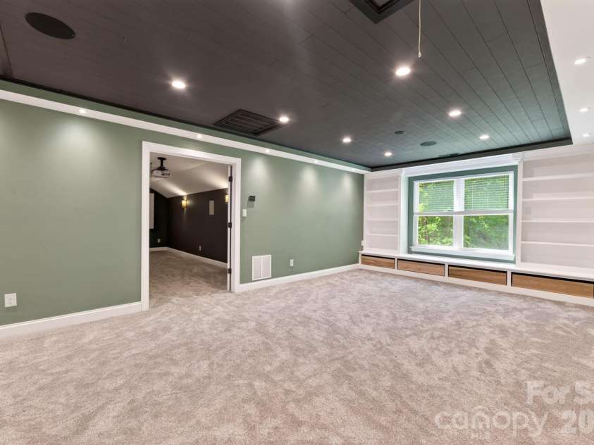 10200 Kerns Road, Huntersville, NC 28078.  MLS# CAR4382040, YatesRealty ID 30195. 