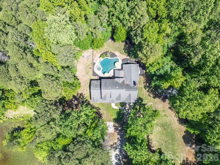 10200 Kerns Road, Huntersville, NC 28078.  MLS# CAR4382040, YatesRealty ID 30195. 