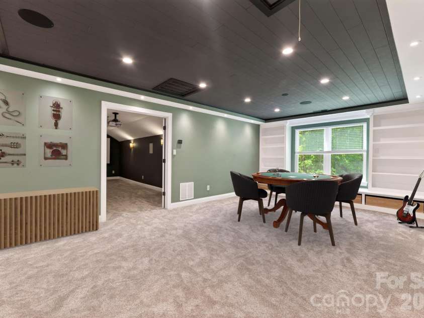 10200 Kerns Road, Huntersville, NC 28078.  MLS# CAR4382040, YatesRealty ID 30195. Virtually Staged
