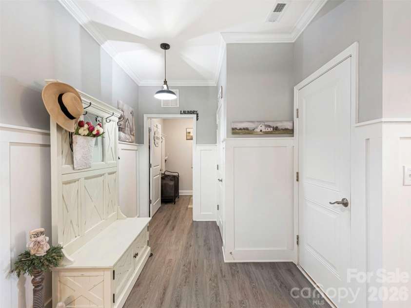 2070 Bonds Lane, Fort Mill, SC 29715.  MLS# CAR4380489, YatesRealty ID 30196. 