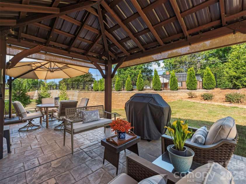 2070 Bonds Lane, Fort Mill, SC 29715.  MLS# CAR4380489, YatesRealty ID 30196. 