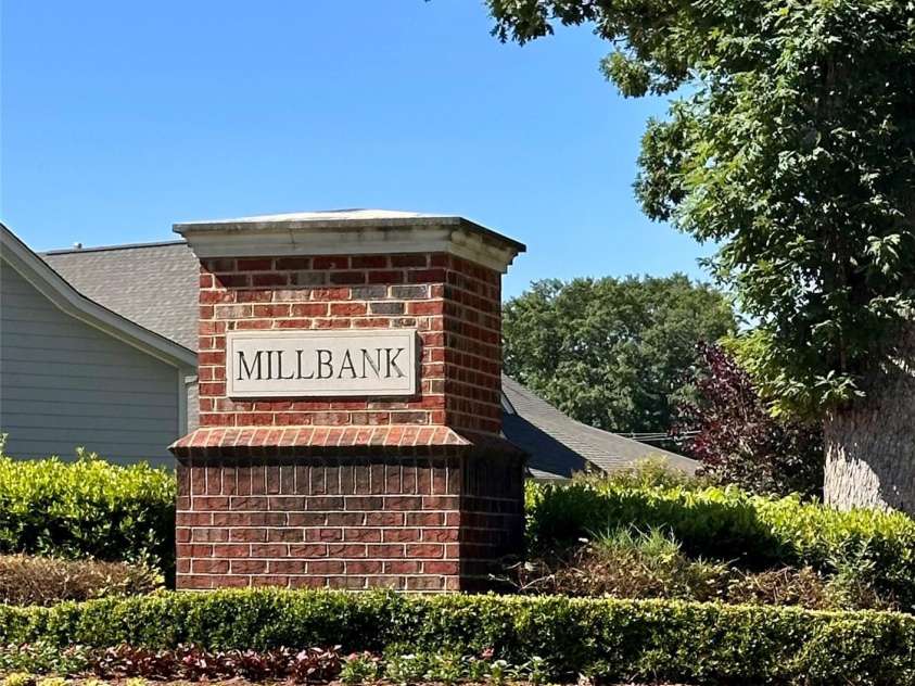 2070 Bonds Lane, Fort Mill, SC 29715.  MLS# CAR4380489, YatesRealty ID 30196. 