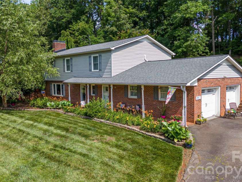 2959 Ramblewoods Drive, Valdese, NC 28690.  MLS# CAR4384908, YatesRealty ID 30197. 