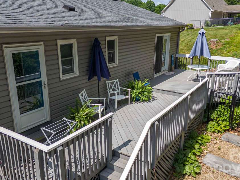 2959 Ramblewoods Drive, Valdese, NC 28690.  MLS# CAR4384908, YatesRealty ID 30197. 