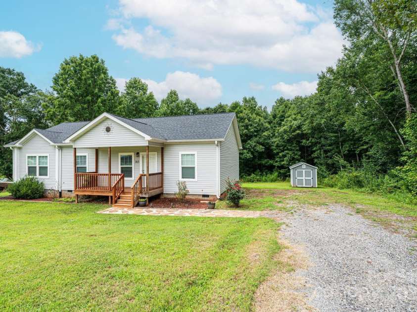 163 Primrose Drive, Stony Point, NC 28678.  MLS# CAR4288677, YatesRealty ID 30198. 