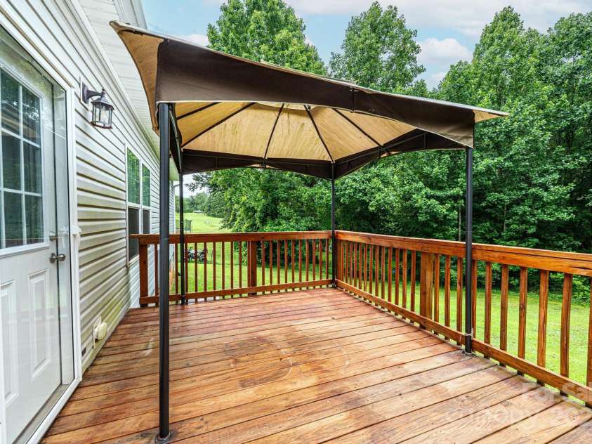 163 Primrose Drive, Stony Point, NC 28678.  MLS# CAR4288677, YatesRealty ID 30198. 