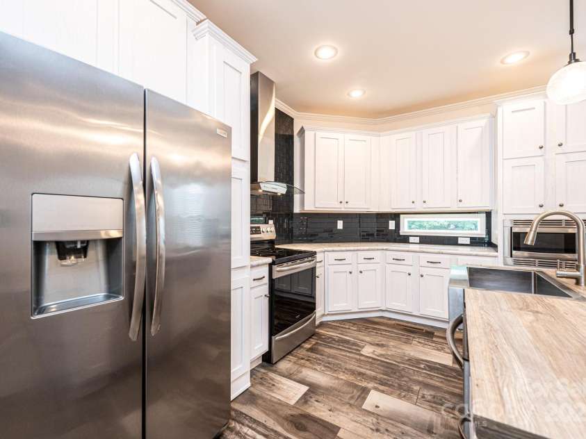 163 Primrose Drive, Stony Point, NC 28678.  MLS# CAR4288677, YatesRealty ID 30198. 