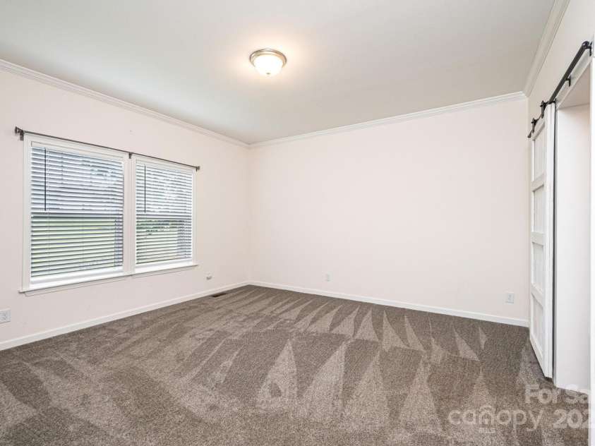 163 Primrose Drive, Stony Point, NC 28678.  MLS# CAR4288677, YatesRealty ID 30198. 