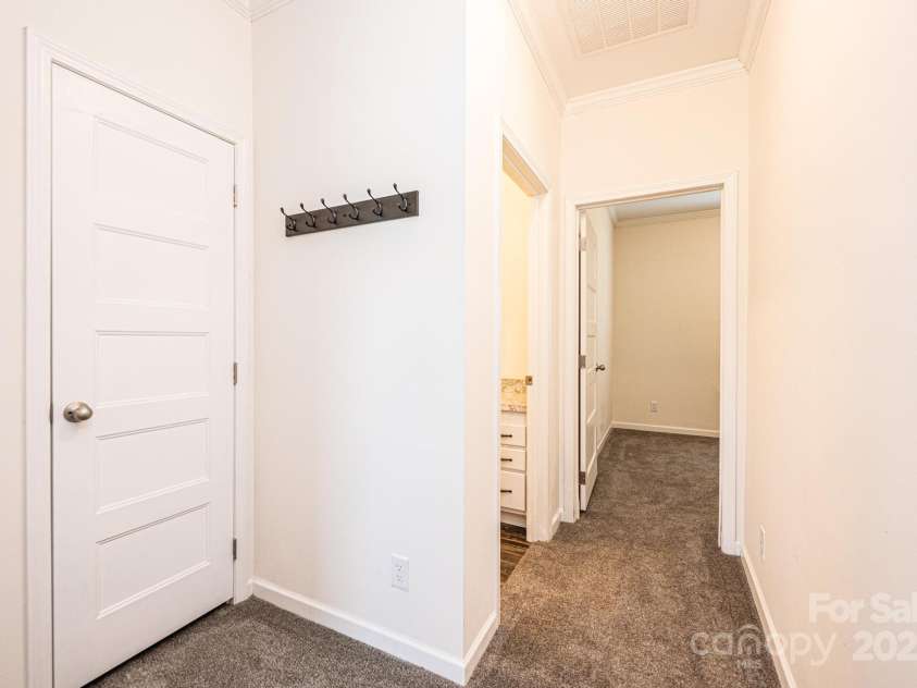 163 Primrose Drive, Stony Point, NC 28678.  MLS# CAR4288677, YatesRealty ID 30198. 