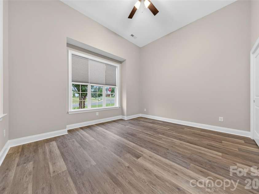 6044 Candlestick Lane, Lancaster, SC 29720.  MLS# CAR4385594, YatesRealty ID 30198. First Floor Guest Suite