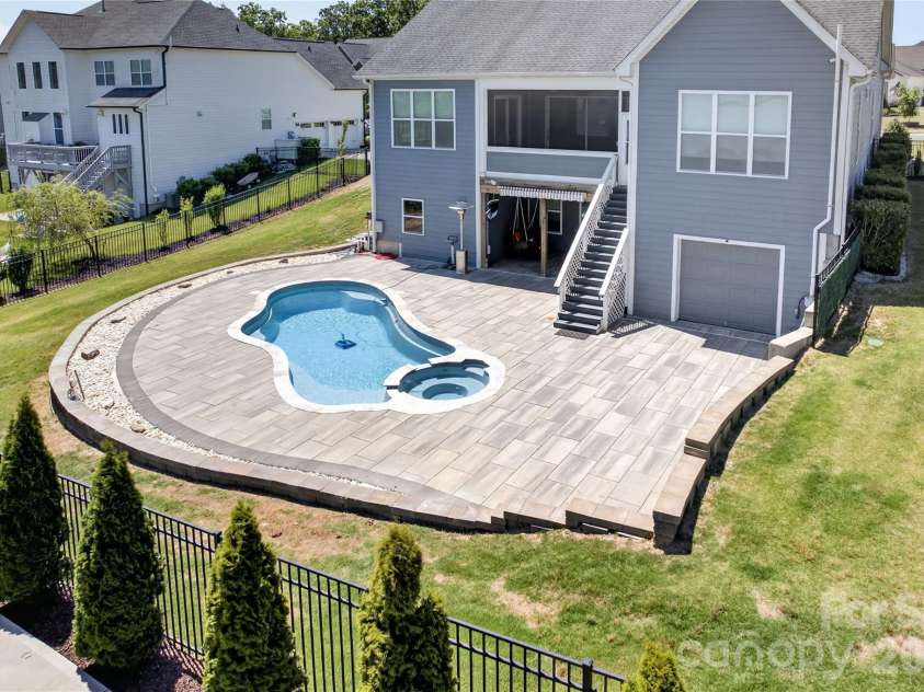 6044 Candlestick Lane, Lancaster, SC 29720.  MLS# CAR4385594, YatesRealty ID 30198. Pool & Spa