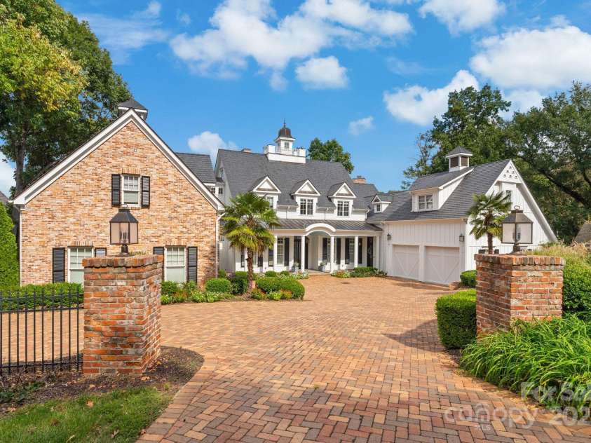 16921 Jetton Road, Cornelius, NC 28031.  MLS# CAR4191237, YatesRealty ID 302. Classic Nantucket style charm, with plenty of parking.