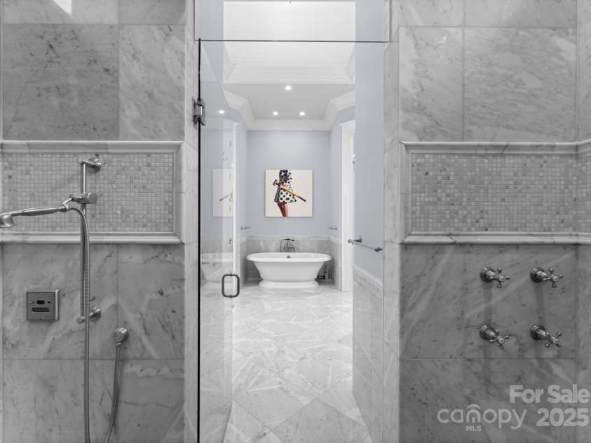 16921 Jetton Road, Cornelius, NC 28031.  MLS# CAR4191237, YatesRealty ID 302. Primary bath