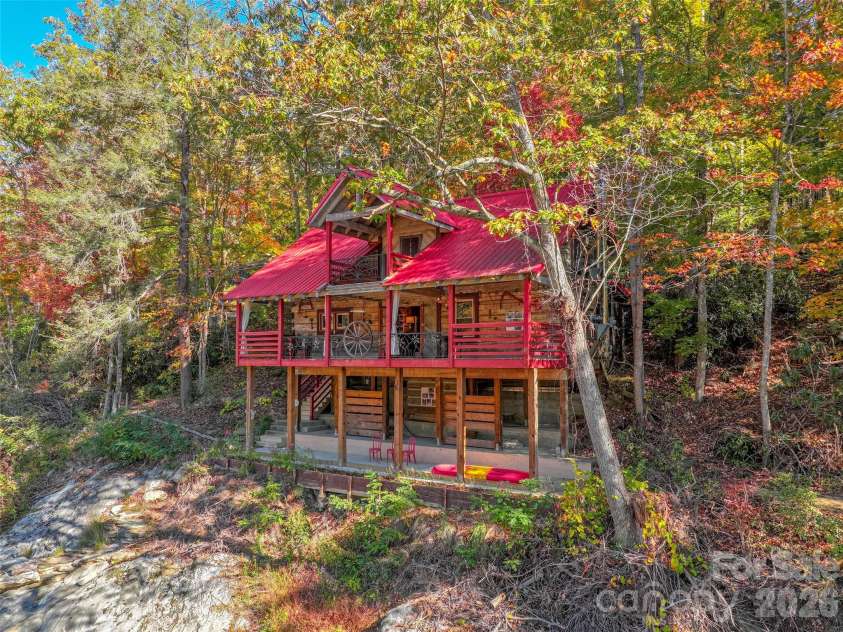 996 HALLS CHAPEL Road, Burnsville, NC 28714.  MLS# CAR4314014, YatesRealty ID 302. 