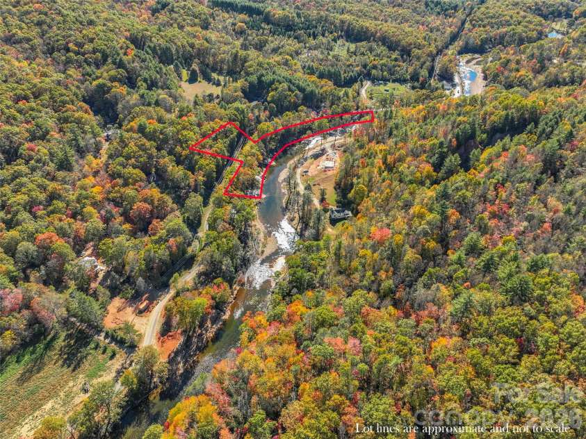 996 HALLS CHAPEL Road, Burnsville, NC 28714.  MLS# CAR4314014, YatesRealty ID 302. Approximate lot lines of the 3 acres