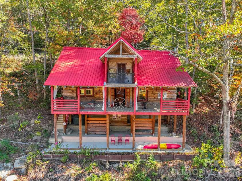 996 HALLS CHAPEL Road, Burnsville, NC 28714.  MLS# CAR4314014, YatesRealty ID 302. Historic log cabin.