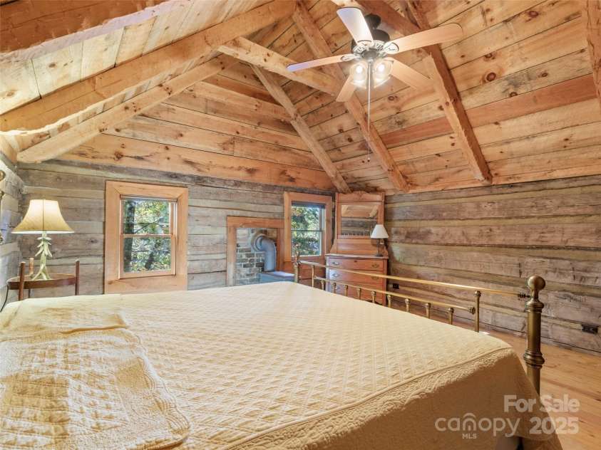 996 Halls Chapel Road, Burnsville, NC 28714.  MLS# CAR4314014, YatesRealty ID 302. Primary bedroom
