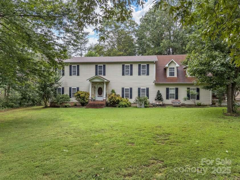 1146 Landrum Road, Columbus, NC 28722.  MLS# CAR4288094, YatesRealty ID 30200. 