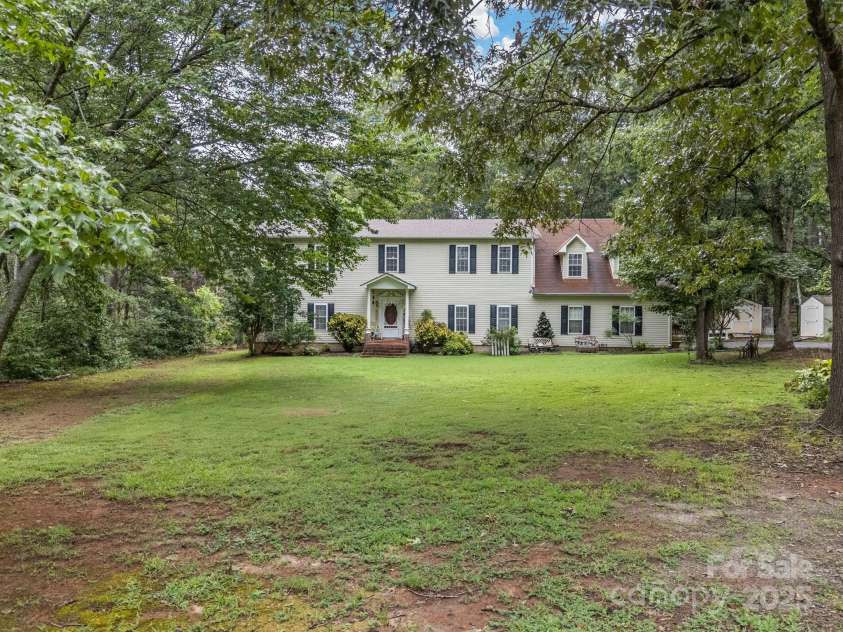 1146 Landrum Road, Columbus, NC 28722.  MLS# CAR4288094, YatesRealty ID 30200. 