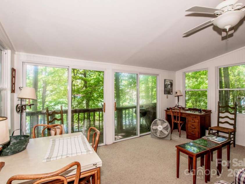 127 Melrose Lane, Mooresville, NC 28117.  MLS# CAR4288916, YatesRealty ID 30201. 