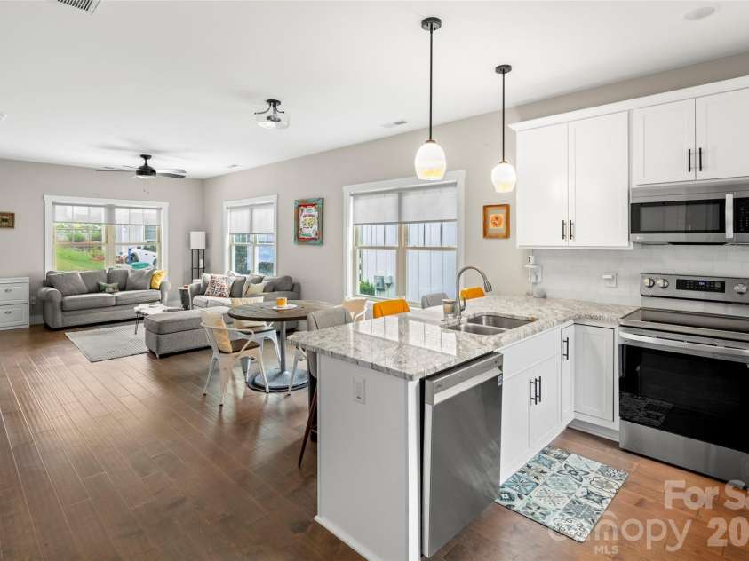 52 Wheeler Road, Weaverville, NC 28787.  MLS# CAR4387507, YatesRealty ID 30201. 