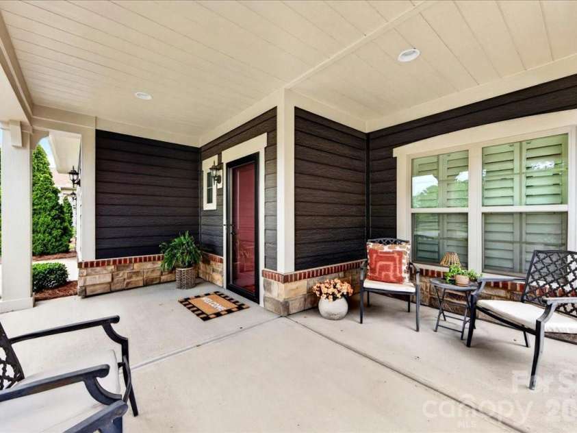1012 Avalon Place, Matthews, NC 28104.  MLS# CAR4387889, YatesRealty ID 30202. 