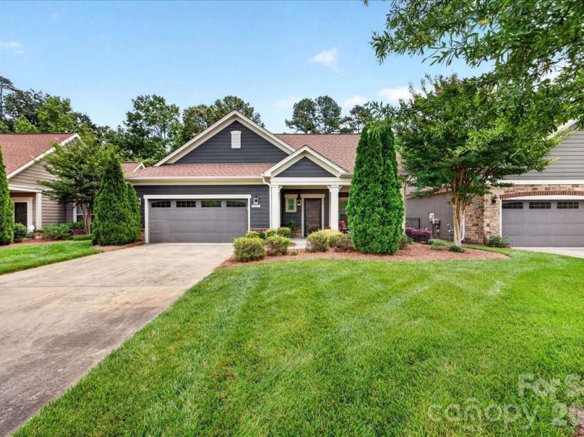 1012 Avalon Place, Matthews, NC 28104.  MLS# CAR4387889, YatesRealty ID 30202. 