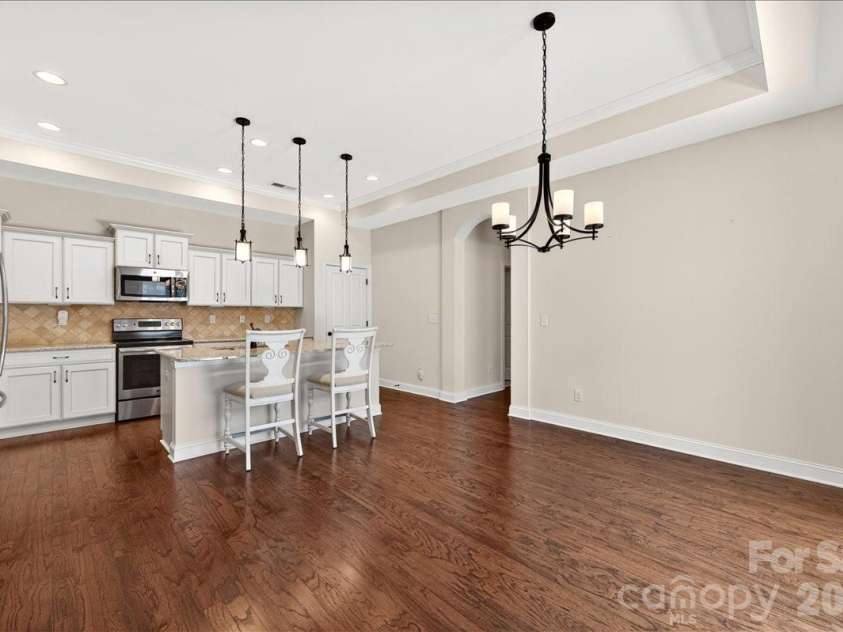 1012 Avalon Place, Matthews, NC 28104.  MLS# CAR4387889, YatesRealty ID 30202. 
