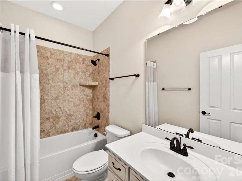 1012 Avalon Place, Matthews, NC 28104.  MLS# CAR4387889, YatesRealty ID 30202. 
