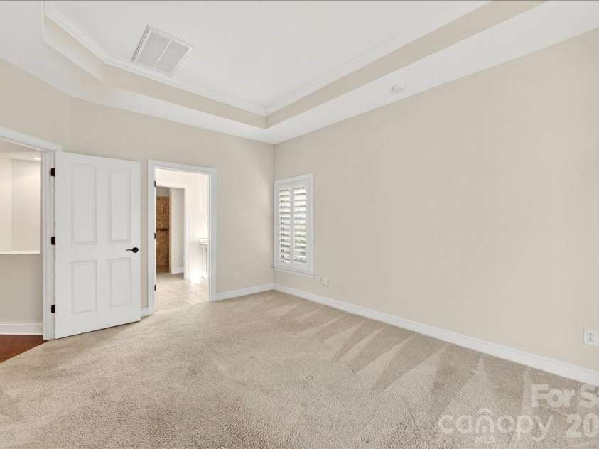 1012 Avalon Place, Matthews, NC 28104.  MLS# CAR4387889, YatesRealty ID 30202. 