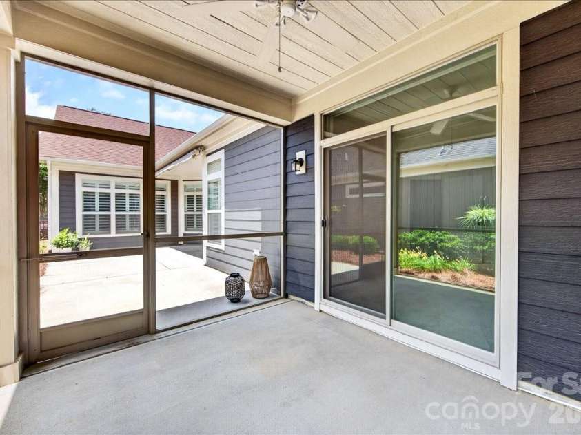 1012 Avalon Place, Matthews, NC 28104.  MLS# CAR4387889, YatesRealty ID 30202. 