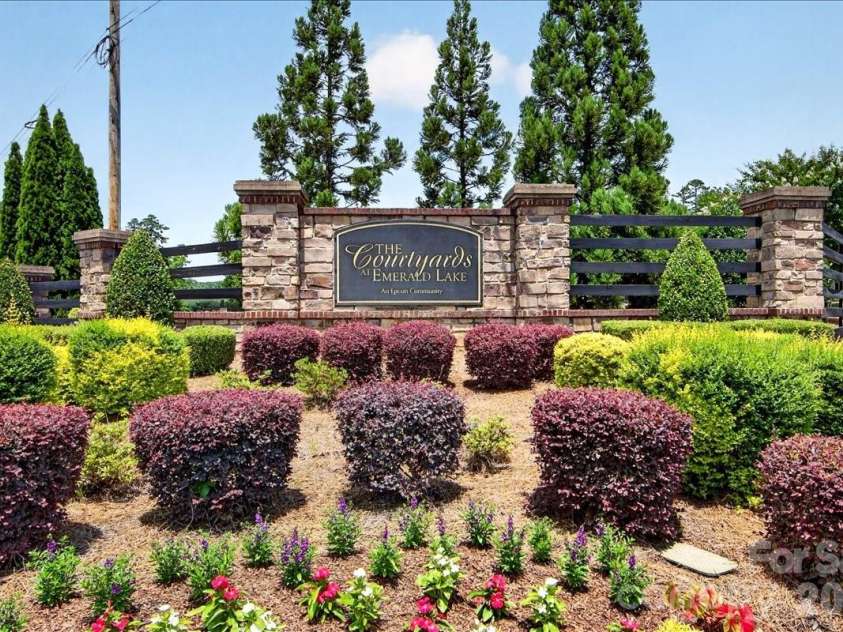 1012 Avalon Place, Matthews, NC 28104.  MLS# CAR4387889, YatesRealty ID 30202. 