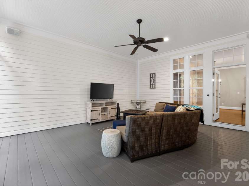 18128 Meadow Bottom Road, Charlotte, NC 28277.  MLS# CAR4384573, YatesRealty ID 30203. 