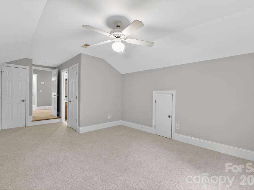 18128 Meadow Bottom Road, Charlotte, NC 28277.  MLS# CAR4384573, YatesRealty ID 30203. 