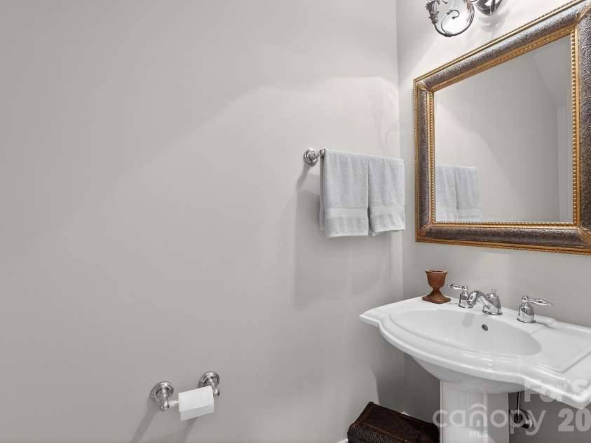 18128 Meadow Bottom Road, Charlotte, NC 28277.  MLS# CAR4384573, YatesRealty ID 30203. 