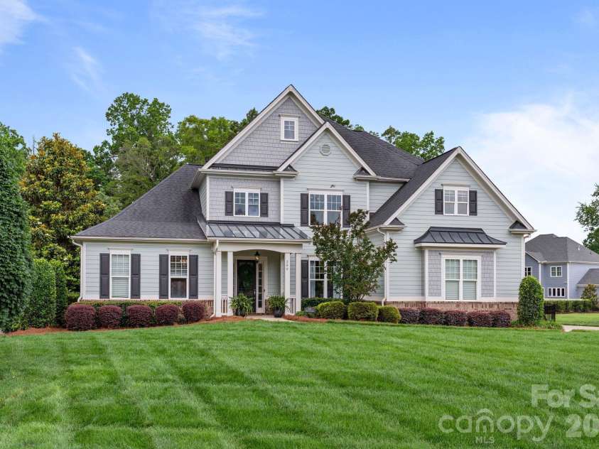 200 Seven Oaks Landing, Belmont, NC 28012.  MLS# CAR4387254, YatesRealty ID 30204. 