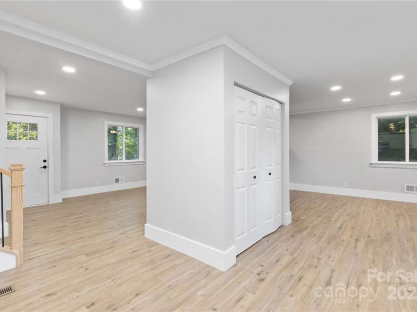 322 Breslin Street, Wadesboro, NC 28170.  MLS# CAR4288840, YatesRealty ID 30205. 