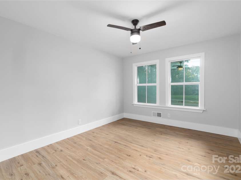 322 Breslin Street, Wadesboro, NC 28170.  MLS# CAR4288840, YatesRealty ID 30205. 