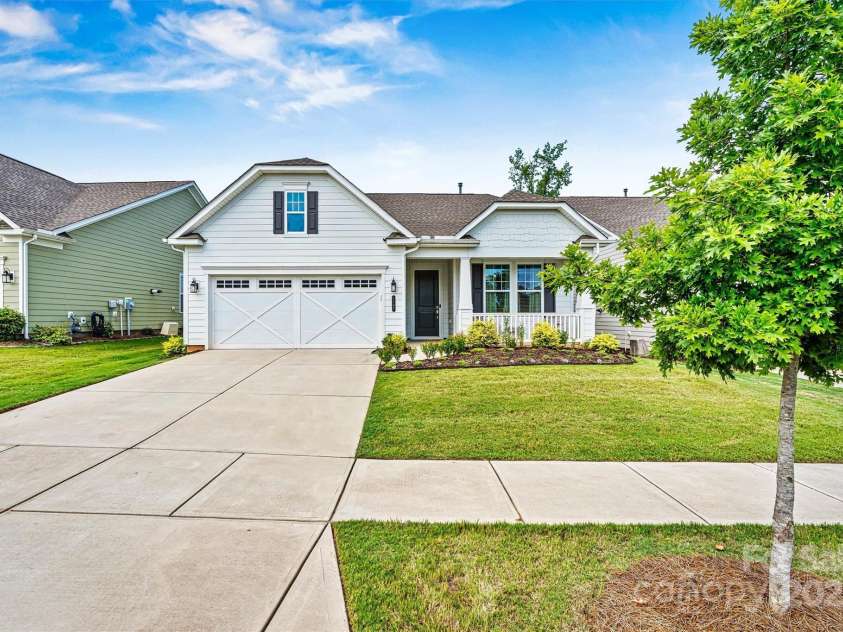 6507 Good News Drive, Charlotte, NC 28215.  MLS# CAR4287824, YatesRealty ID 30207. 